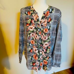 Gorgeous colorful button down top